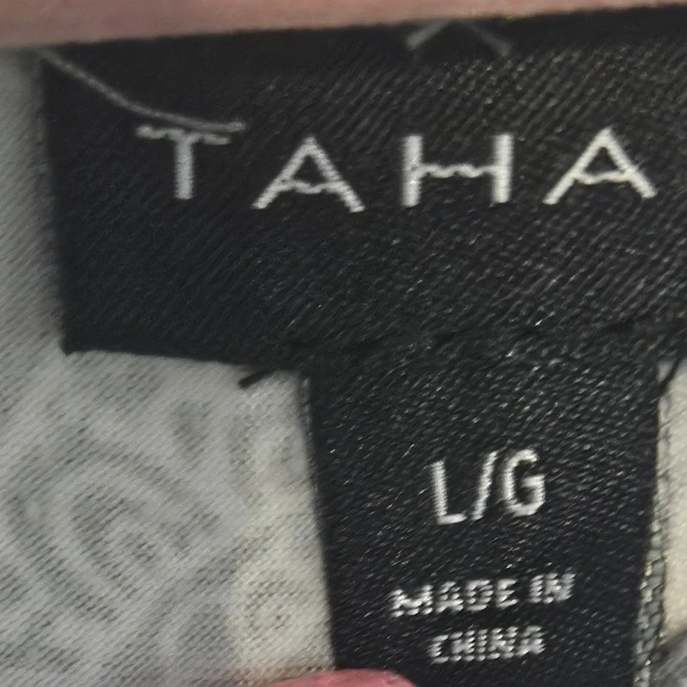 Tahari Gray Pink Paisley Capri Pajama Set Large WA3577-028-TSA Sleepwear #788